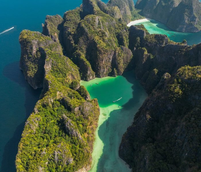 yannick-apollon-2MjQoZxNOxo-unsplash yannick-apollon-2MjQoZxNOxo-unsplash