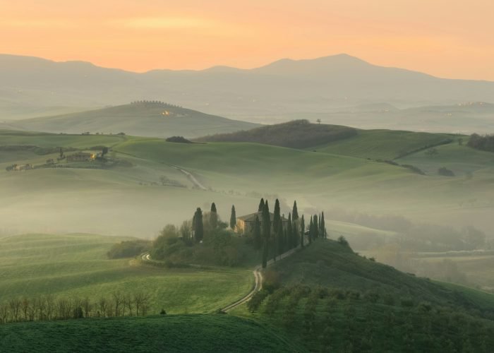 engjell-gjepali-M0OIyN5u8ZM-unsplash